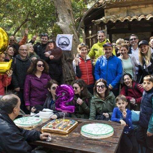 Two Years BackpackOnGreece: Εορταστική Πεζοπορία στον Υμηττό